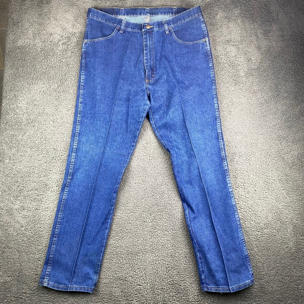 Wrangler Authentic Jeans Mens 38x32 Blue Denim Regular Fit Straight Leg
